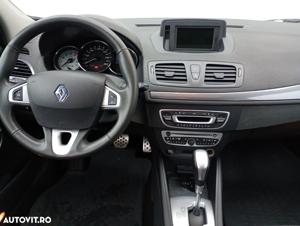Renault Megane Grandtour dCi 110 FAP EDC BOSE Edition - 7