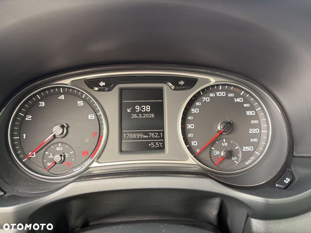 Audi A1 3-drzwiowe 1.4 TFSI S tronic S line edition - 11