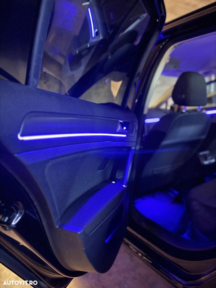 Volkswagen Golf 1.6 TDI Highline - 6