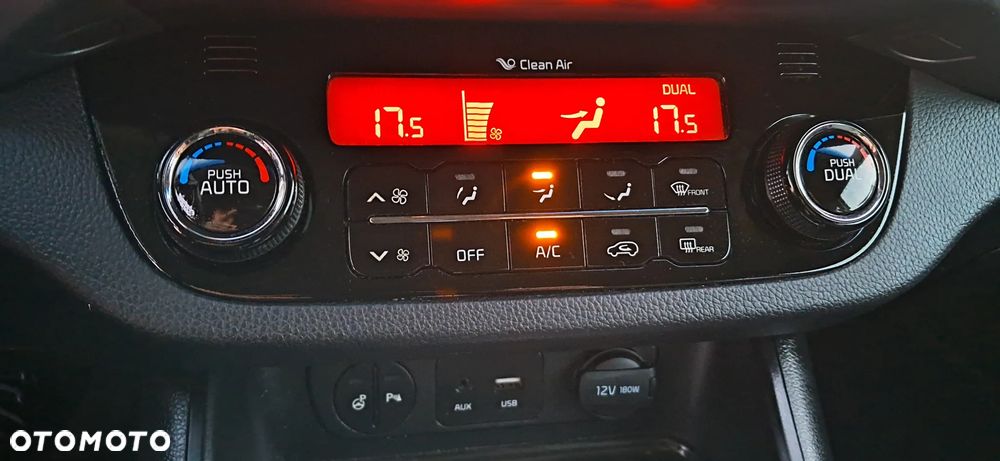 Kia Sportage 1.6 GDI Business Line 2WD - 24