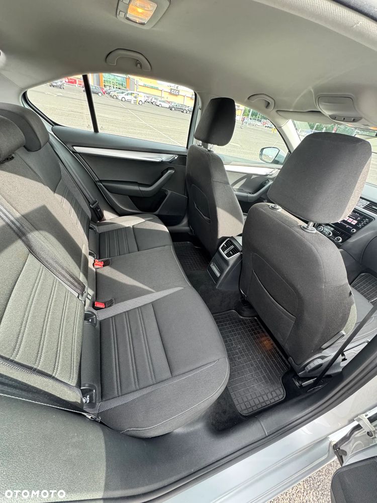 Skoda Octavia 1.5 TSI ACT Ambition - 15