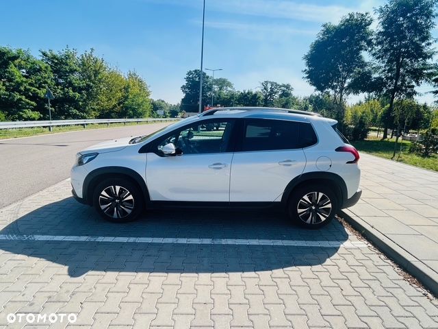 Peugeot 2008 1.2 Pure Tech Active S&S EAT6 - 3