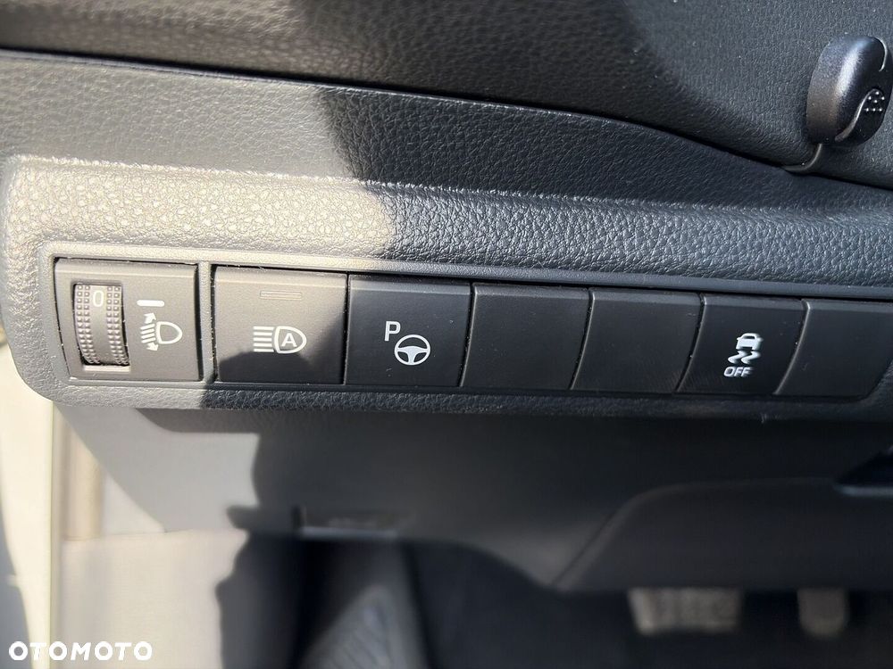 Toyota Corolla 1.8 Hybrid Comfort - 21