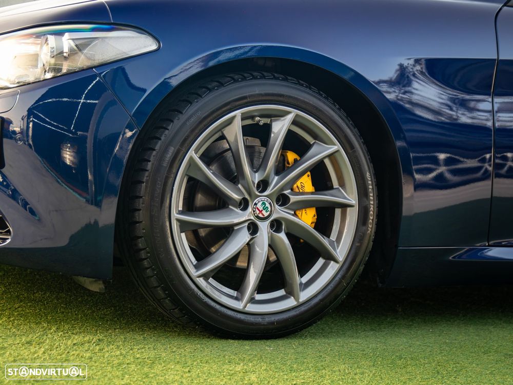 Alfa Romeo Giulia 2.2 D Super AT8 - 12