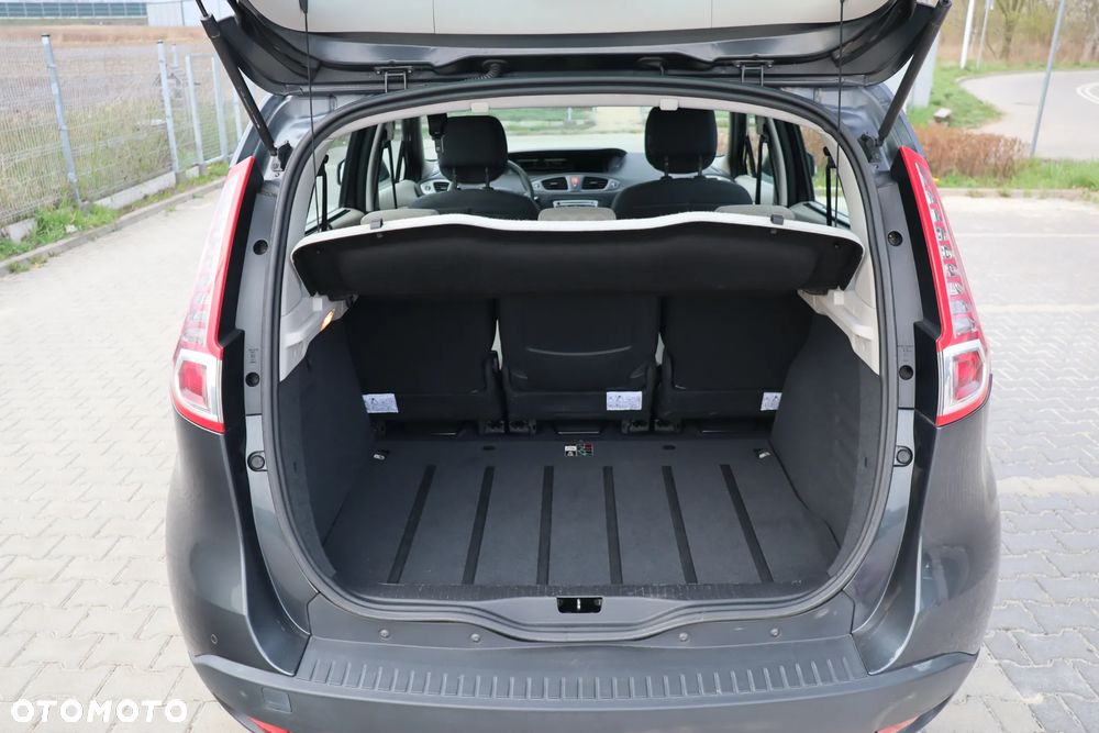 Renault Scenic - 13