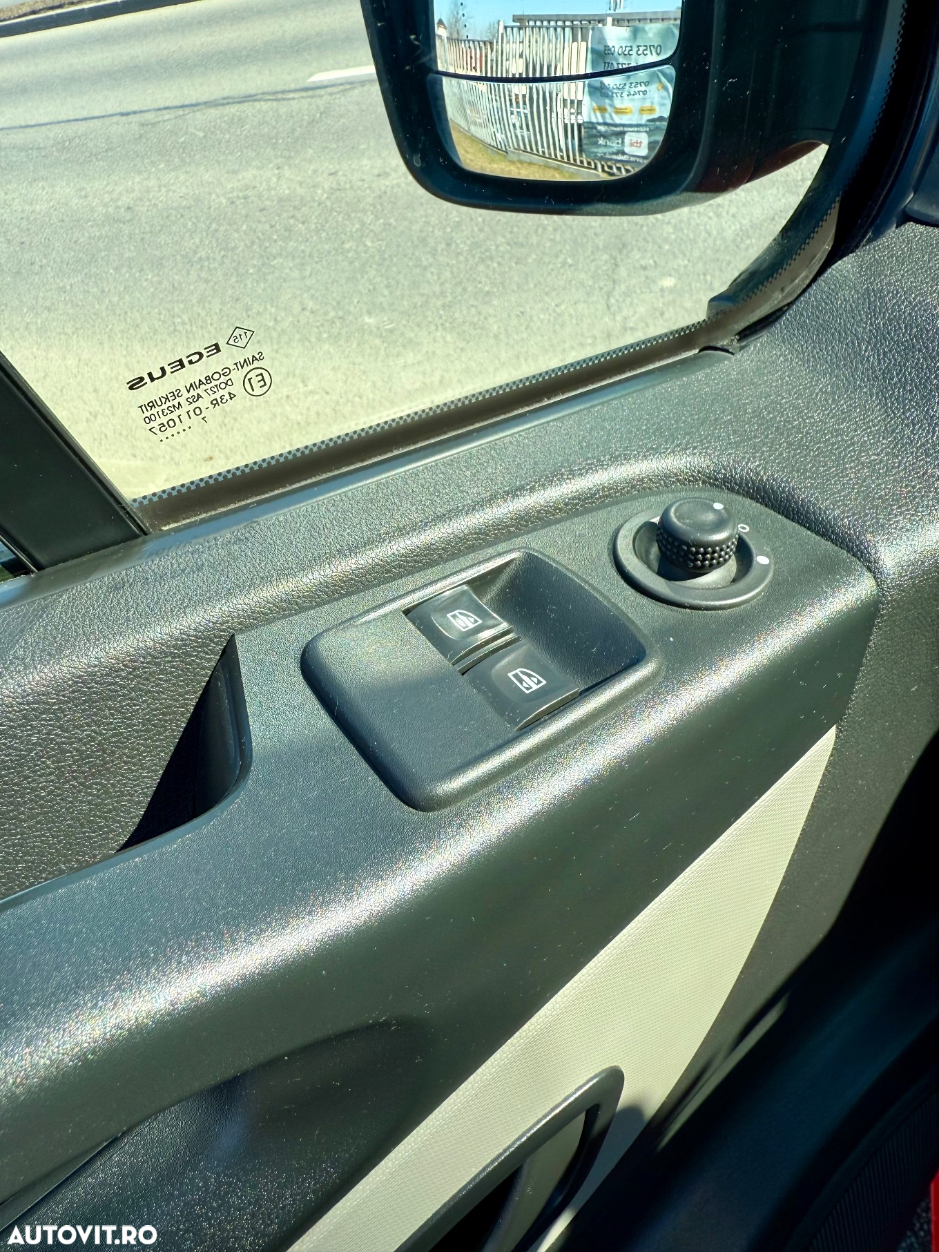 Renault Trafic - 15