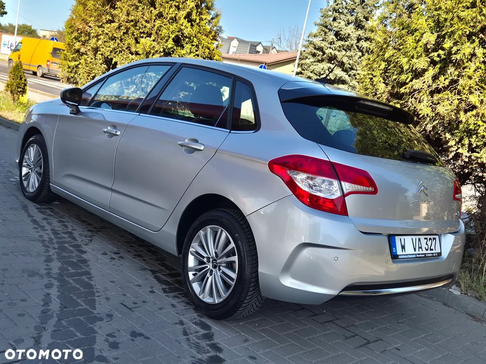 Citroën C4 VTi 120 Attraction - 10