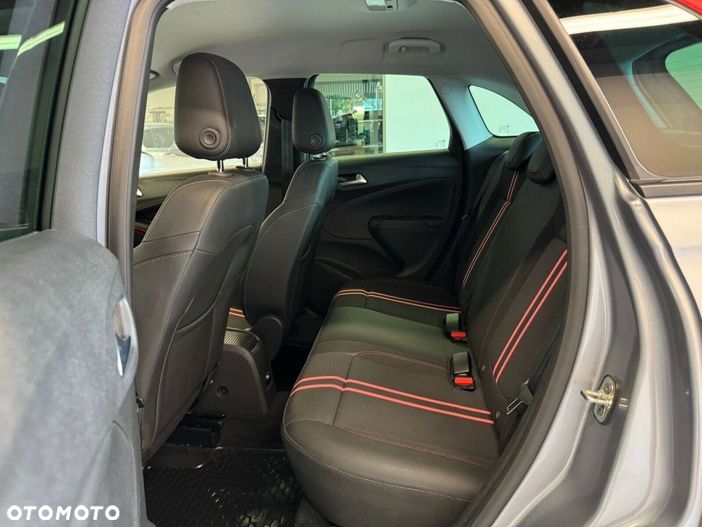 Opel Crossland 1.2 T GS Line - 10