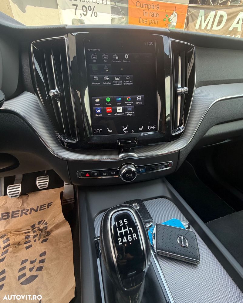 Volvo XC 60 D4 R-Design - 17