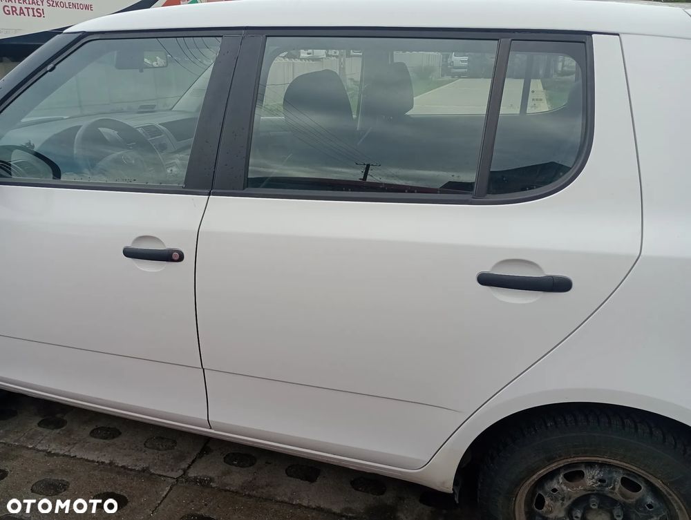 SKODA FABIA II drzwi lewe tylne lewy tył białe - 1