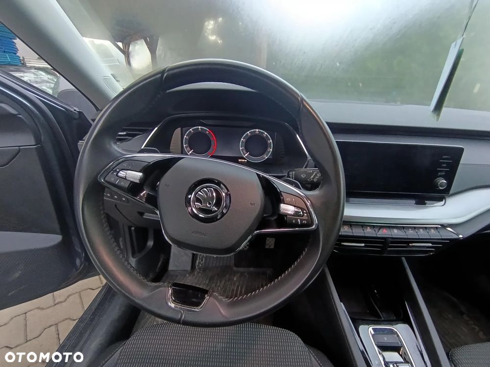 Skoda Octavia 2.0 TDI Ambition DSG - 17