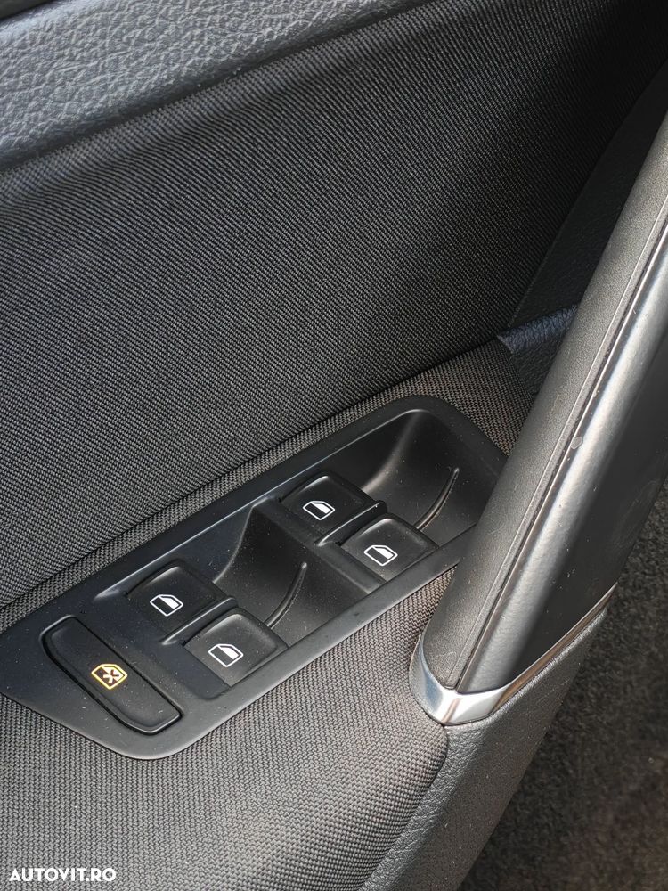 Volkswagen Golf - 20
