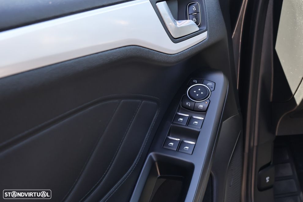 Ford Focus SW 1.0 EcoBoost S&S ACTIVE - 17