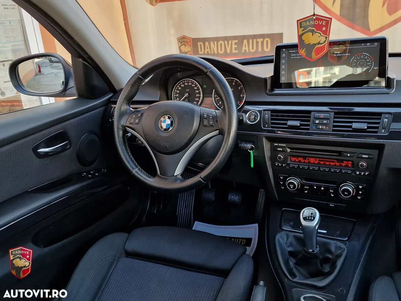 BMW Seria 3 318i - 17