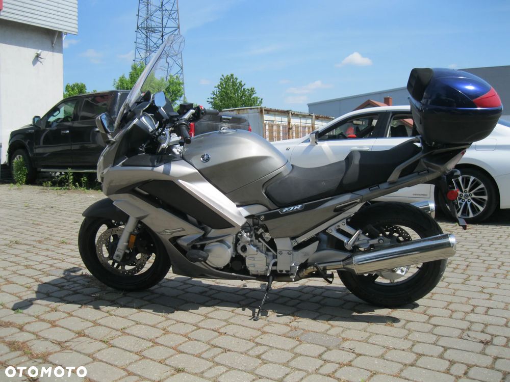 Yamaha FJR - 3