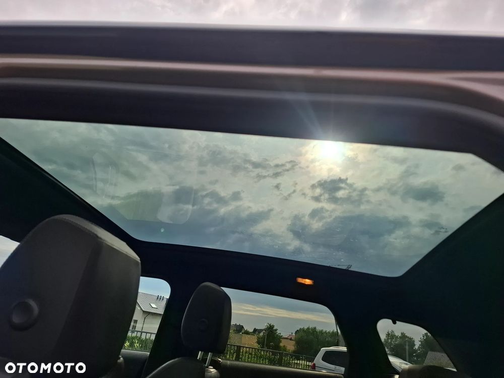 Land Rover Range Rover Evoque - 16