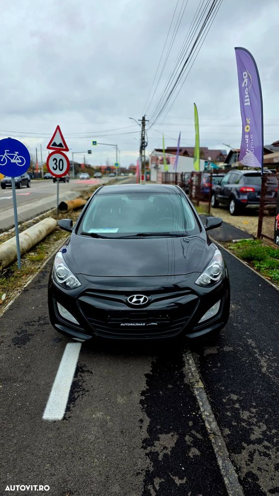 Hyundai i30 1.4 Classic - 9