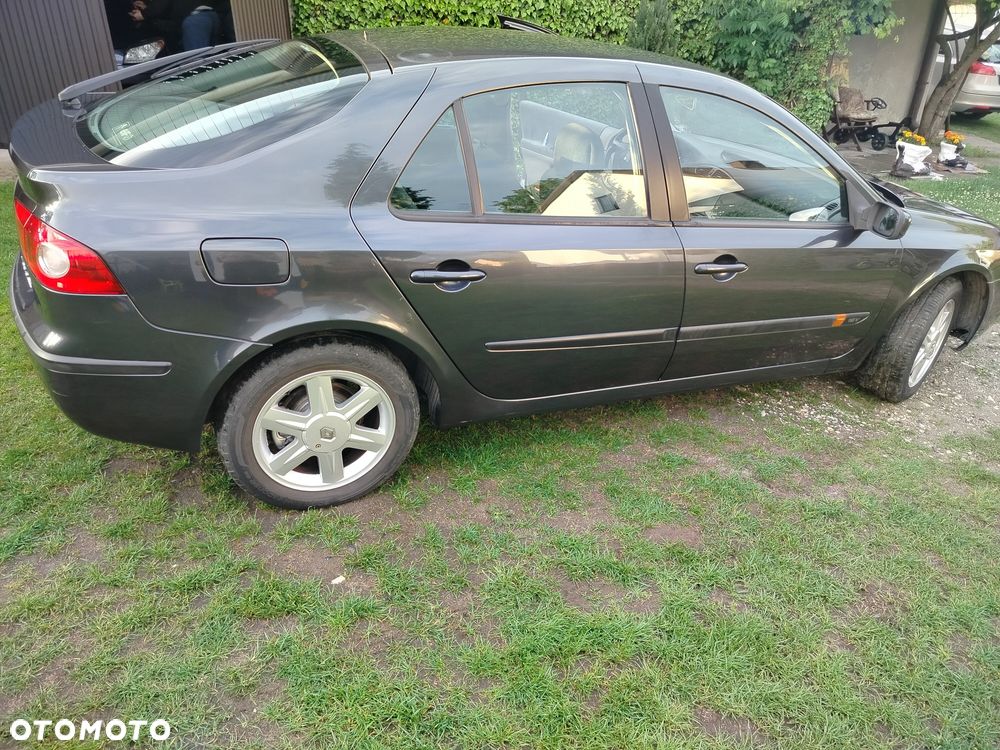 Renault Laguna - 6