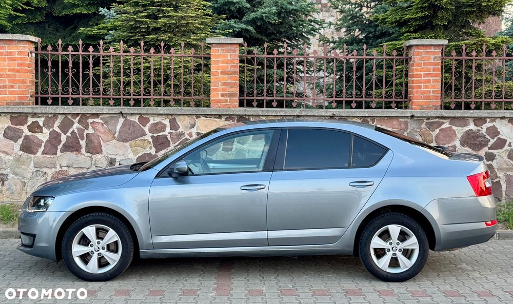 Skoda Octavia 1.8 TSI Green tec DSG Elegance - 5