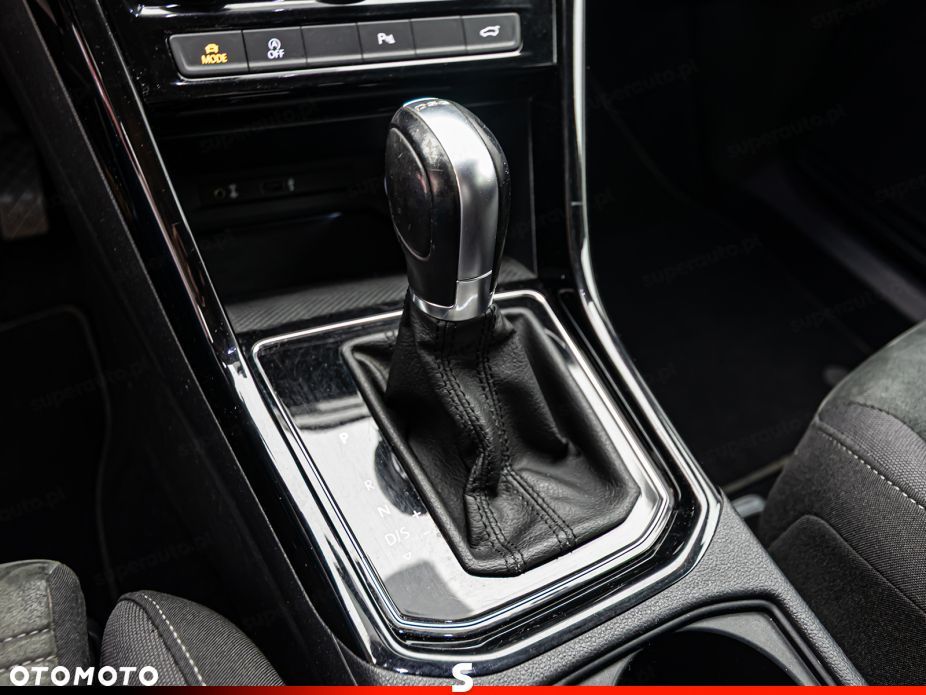 Volkswagen Touran - 21