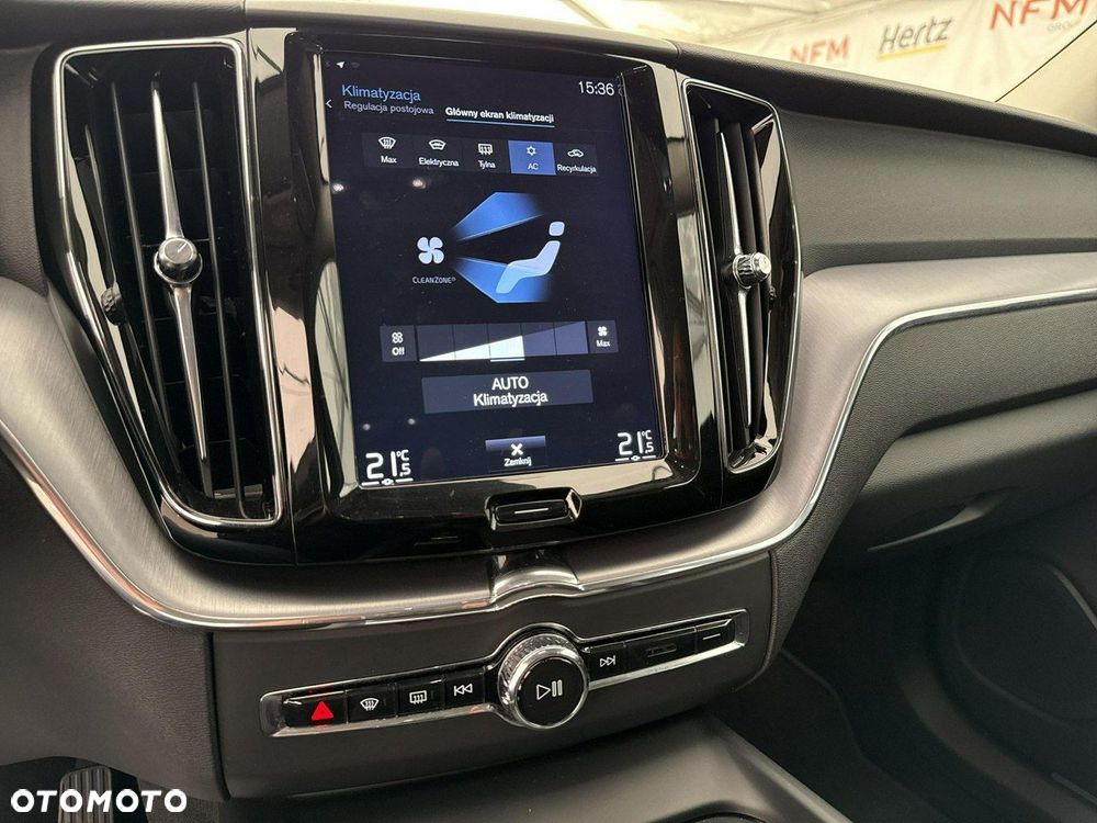 Volvo XC 60 - 25