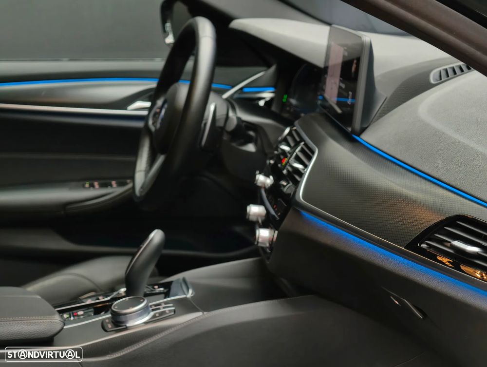 BMW 530 e Pack M - 37
