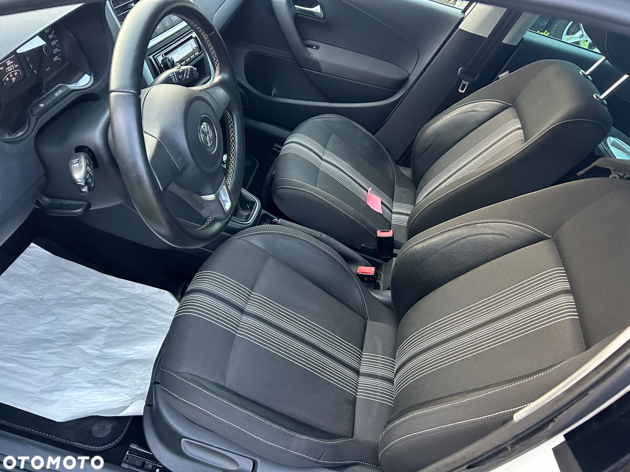 Volkswagen Polo 1.2 MATCH - 10