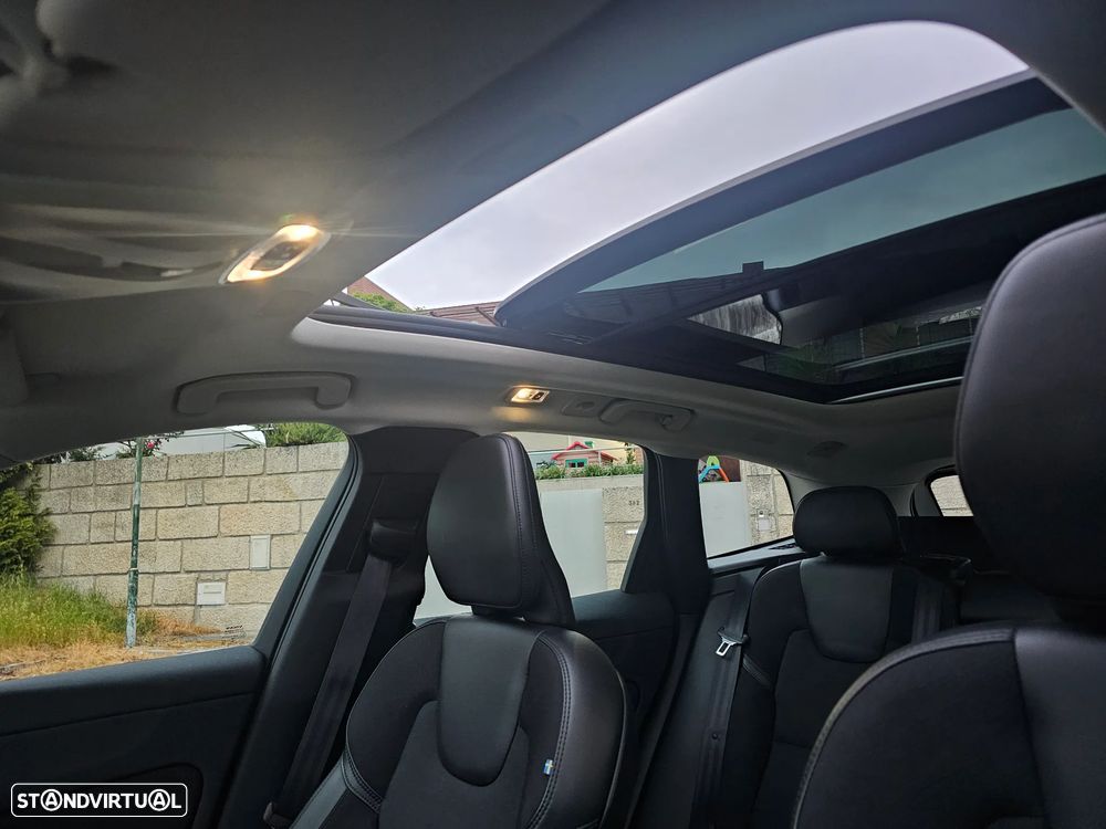 Volvo XC 60 2.0 T8 PHEV Inscription AWD - 16