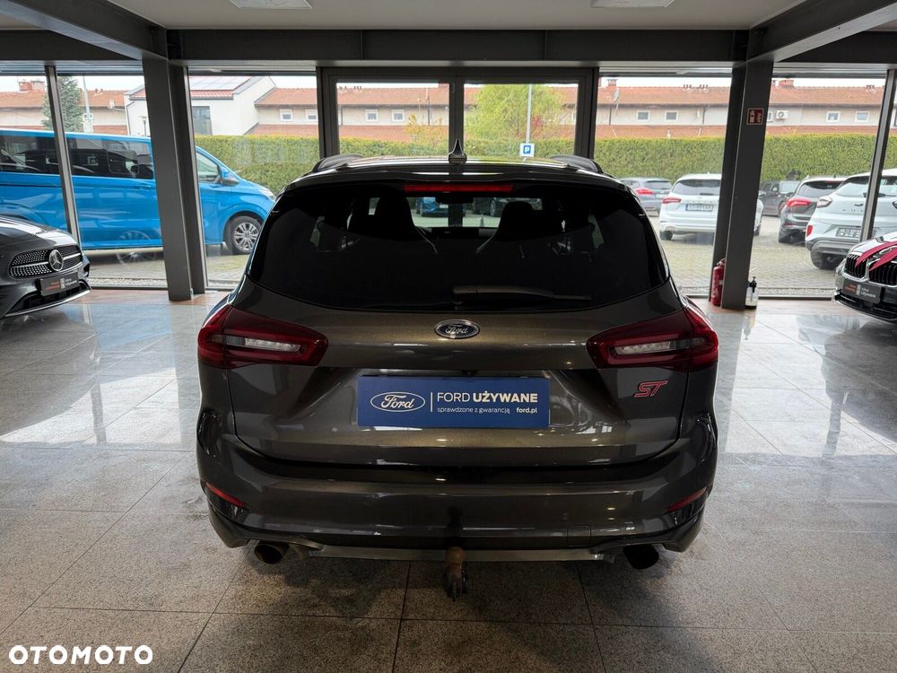 Ford Focus 2.3 EcoBoost ST X - 13