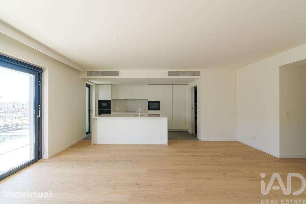 Apartamento T3 em Avenidas Novas - Grande imagem: 3/14