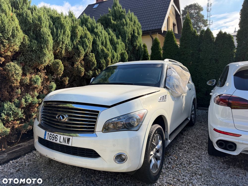 Infiniti QX80 - 1