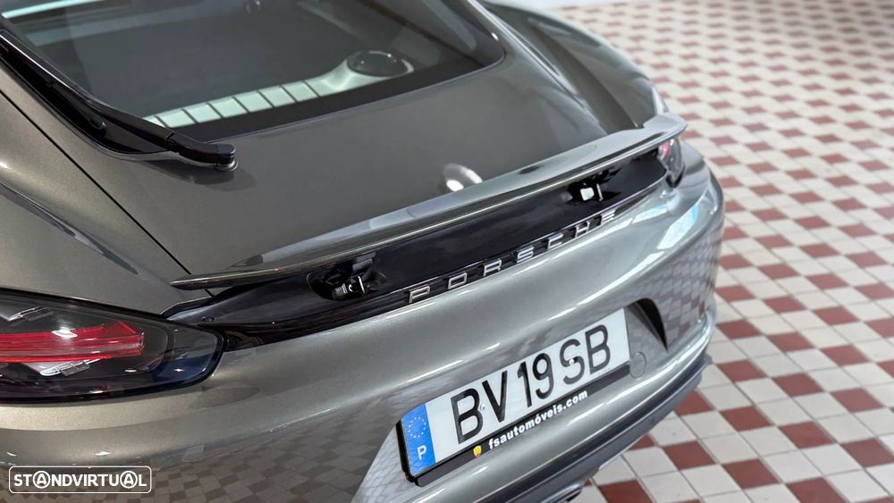 Porsche 718 Cayman 2.0 PDK - 10