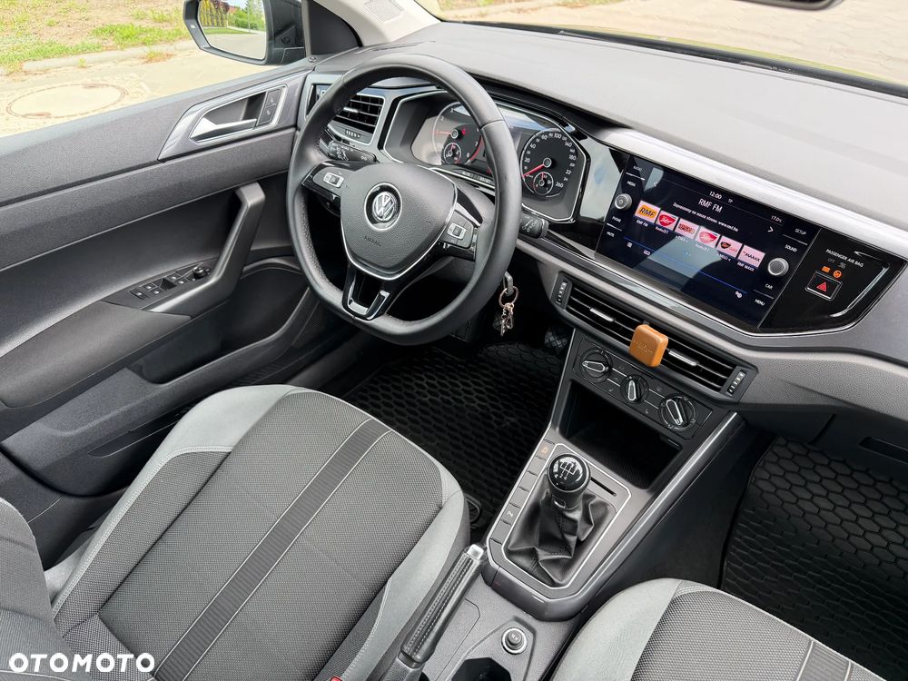 Volkswagen Polo 1.0 TSI Highline - 27