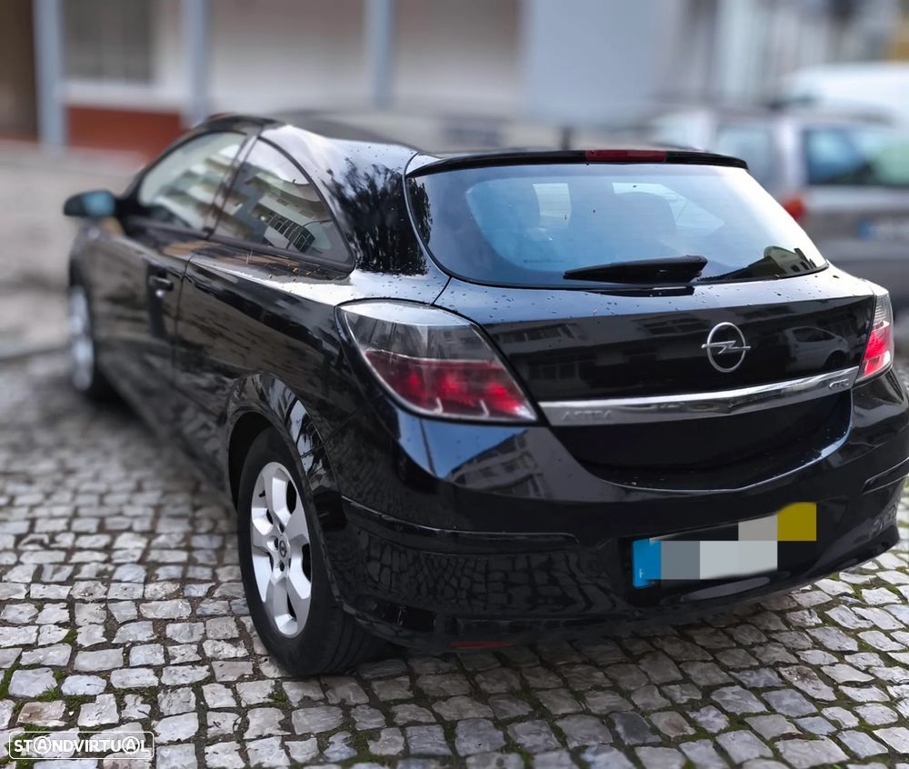Opel Astra GTC 1.3 CDTi - 2