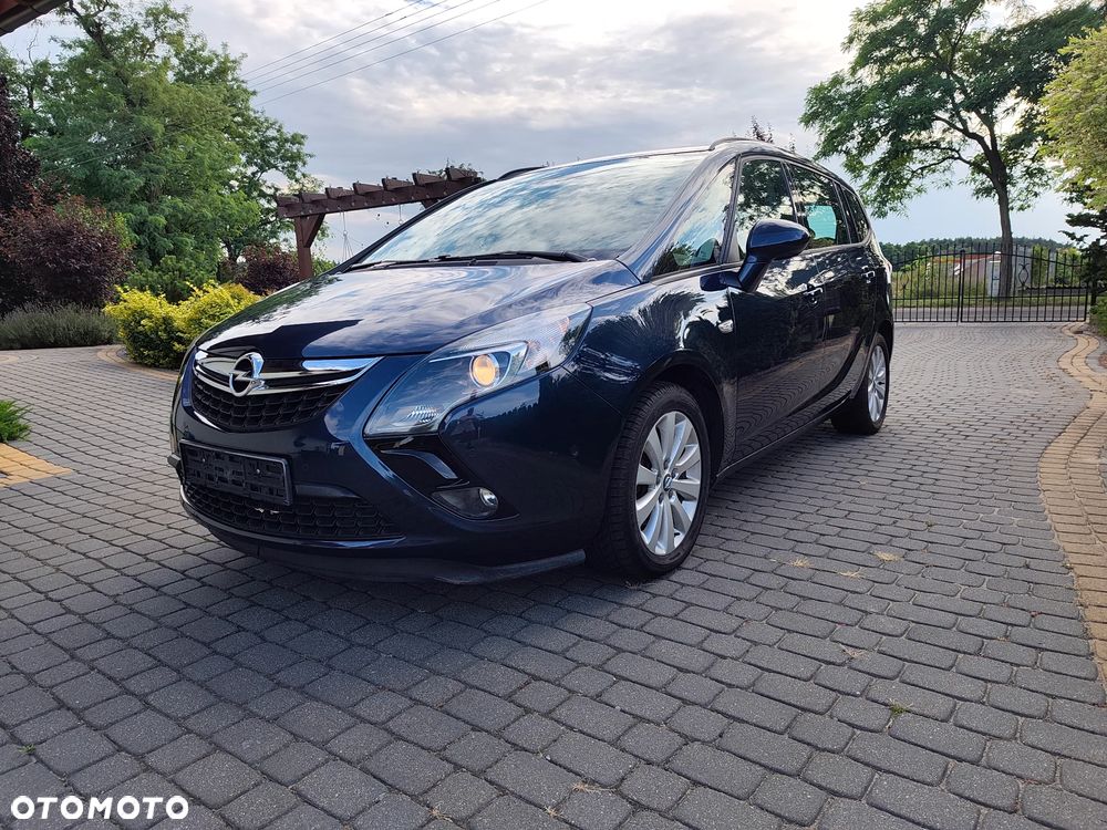 Opel Zafira - 10