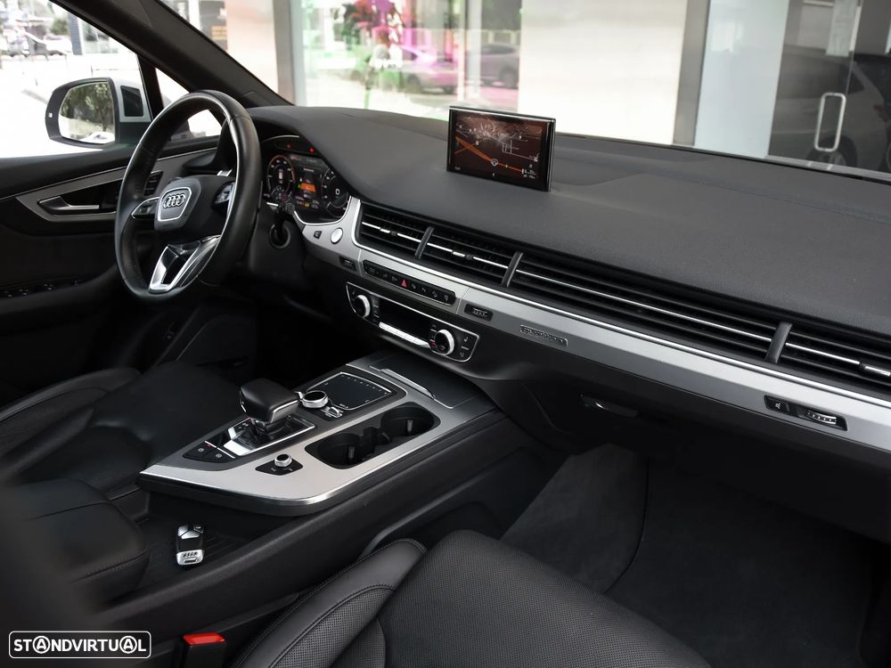 Audi Q7 3.0 TDI e-tron quattro tiptronic - 15