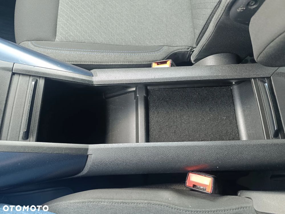 Peugeot Rifter 1.5 BlueHDI Allure Pack S&S - 18