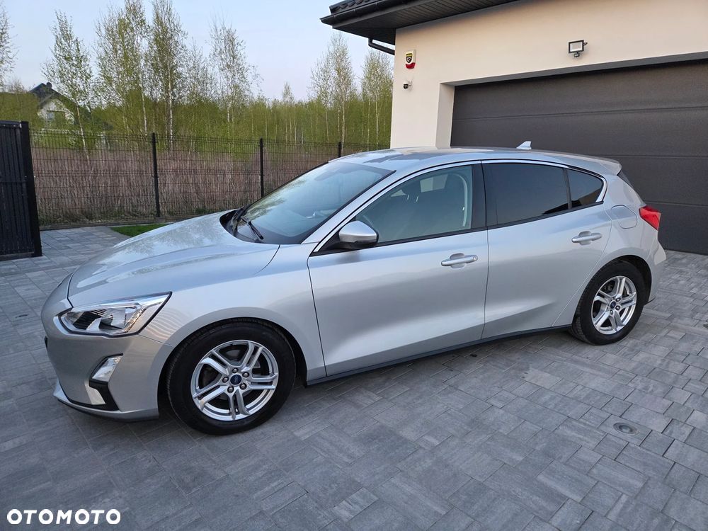 Ford Focus 1.5 EcoBlue Connected - 16