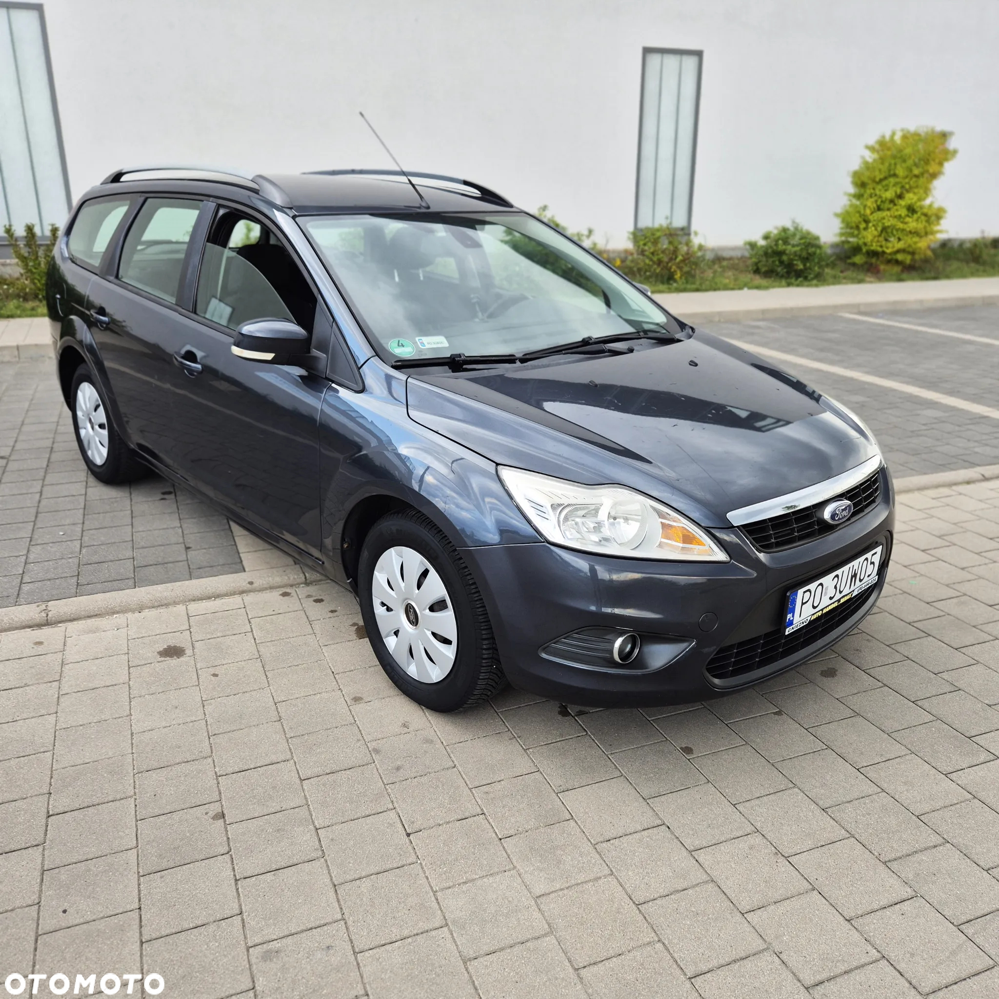 Ford Focus 1.6 Amber X - 2