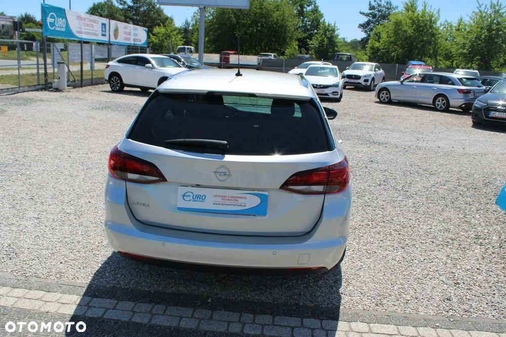 Opel Astra - 8