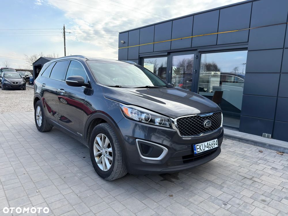 Kia Sorento - 2