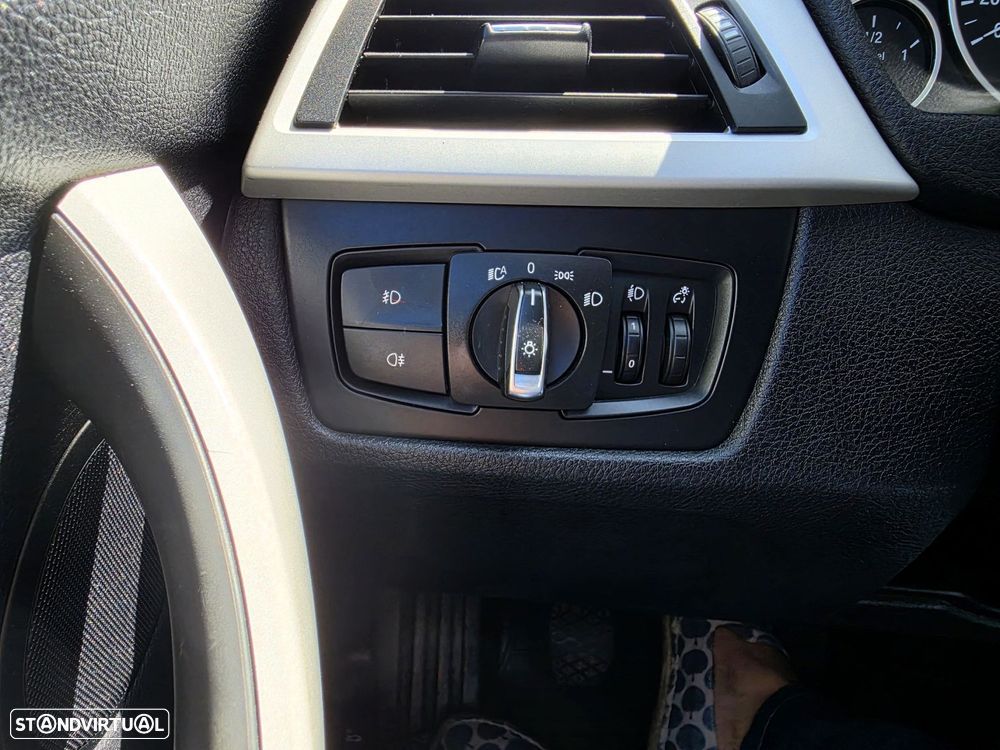 BMW 318 d Line Modern - 16