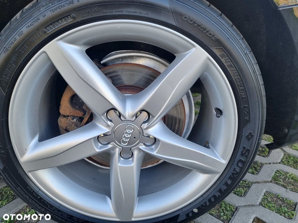 Audi A4 Avant 2.0 TDI DPF quattro S tronic Attraction - 33