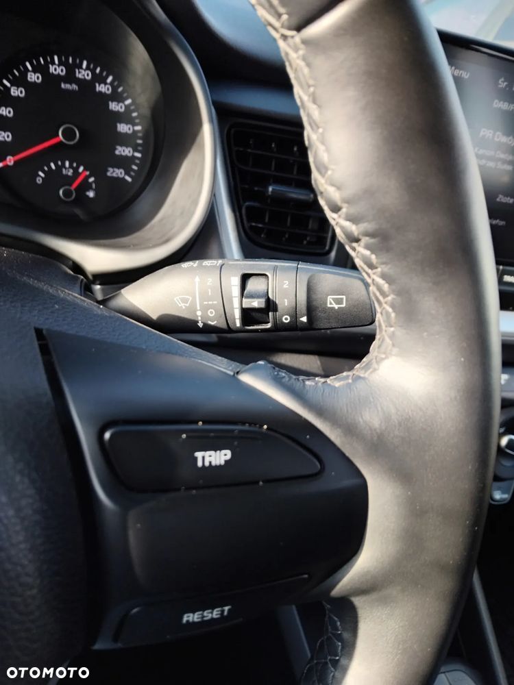 Kia Stonic 1.0 T-GDI M - 15