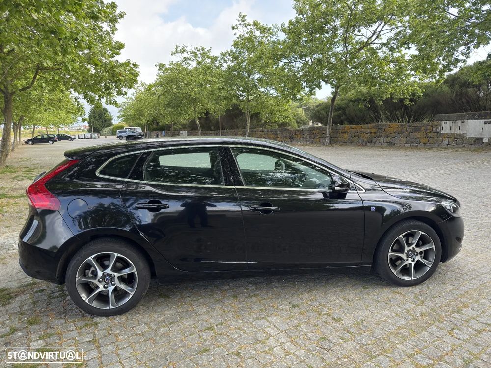 Volvo V40 2.0 D2 Volvo Ocean Race - 3
