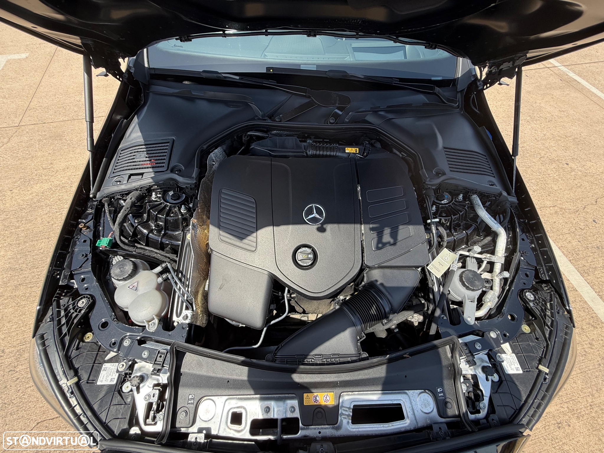 Mercedes-Benz C 300 e AMG Line - 31
