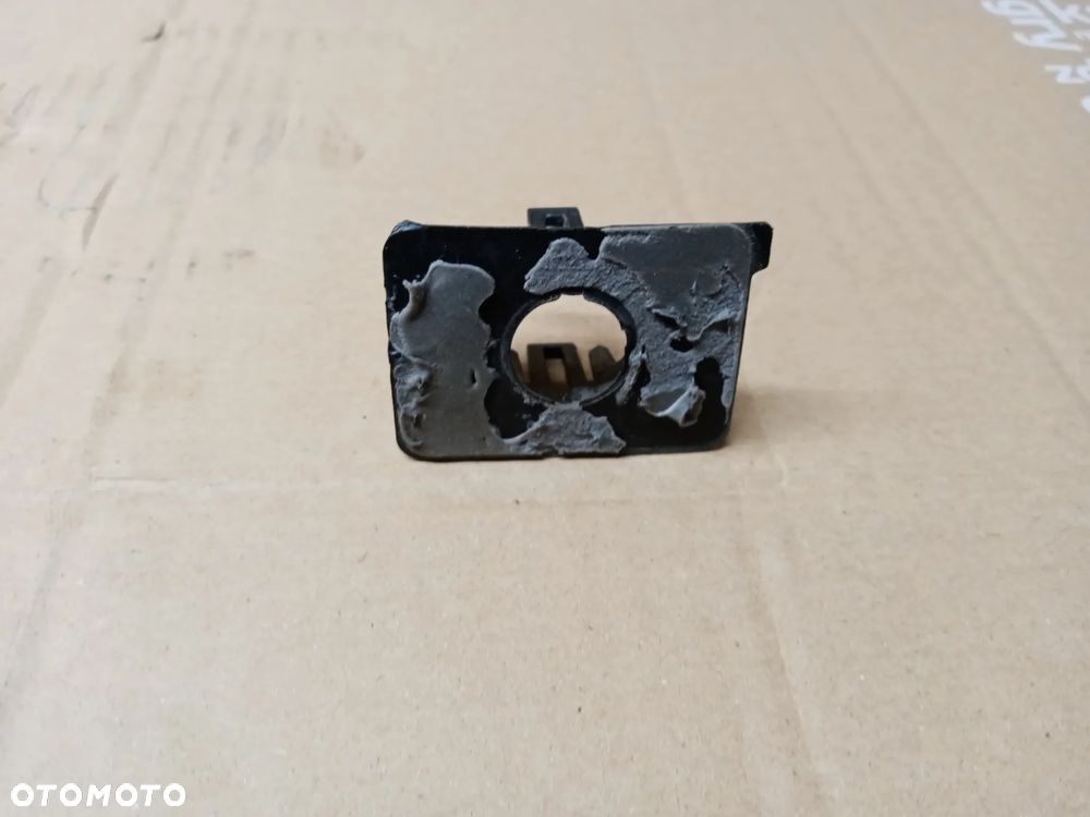 Koszyk koszyczek mocowanie czujnika PDC przód Audi Q5 8R0919267J - 1