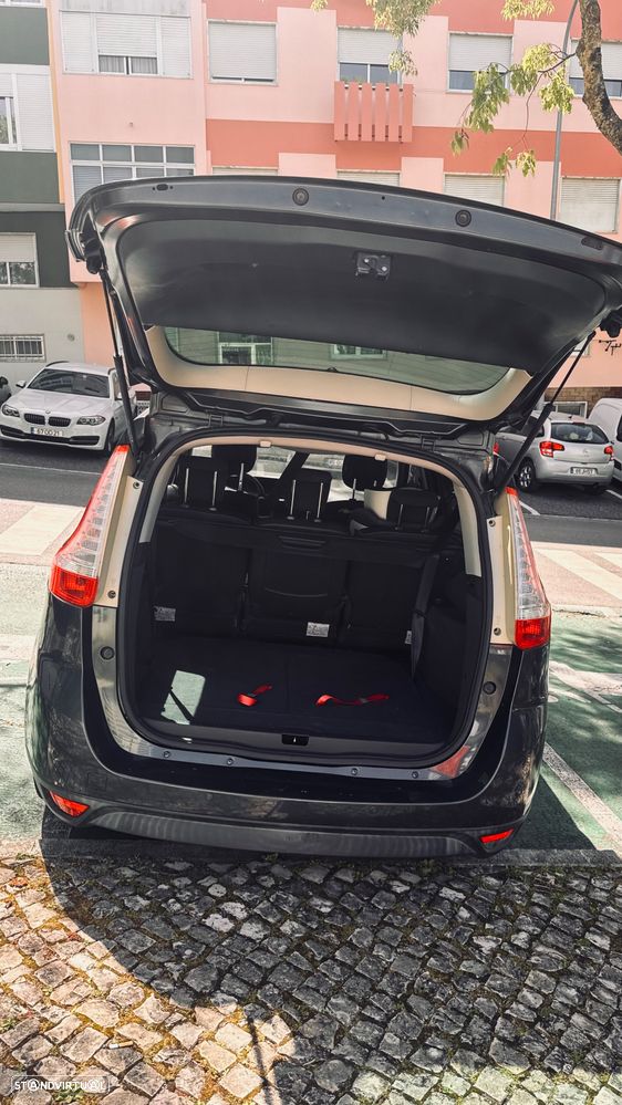 Renault Grand Scénic 1.5 dCi Luxe 7L - 4