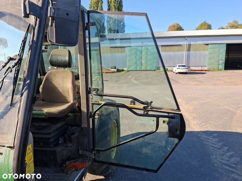 John Deere 3400 4X4 - 9