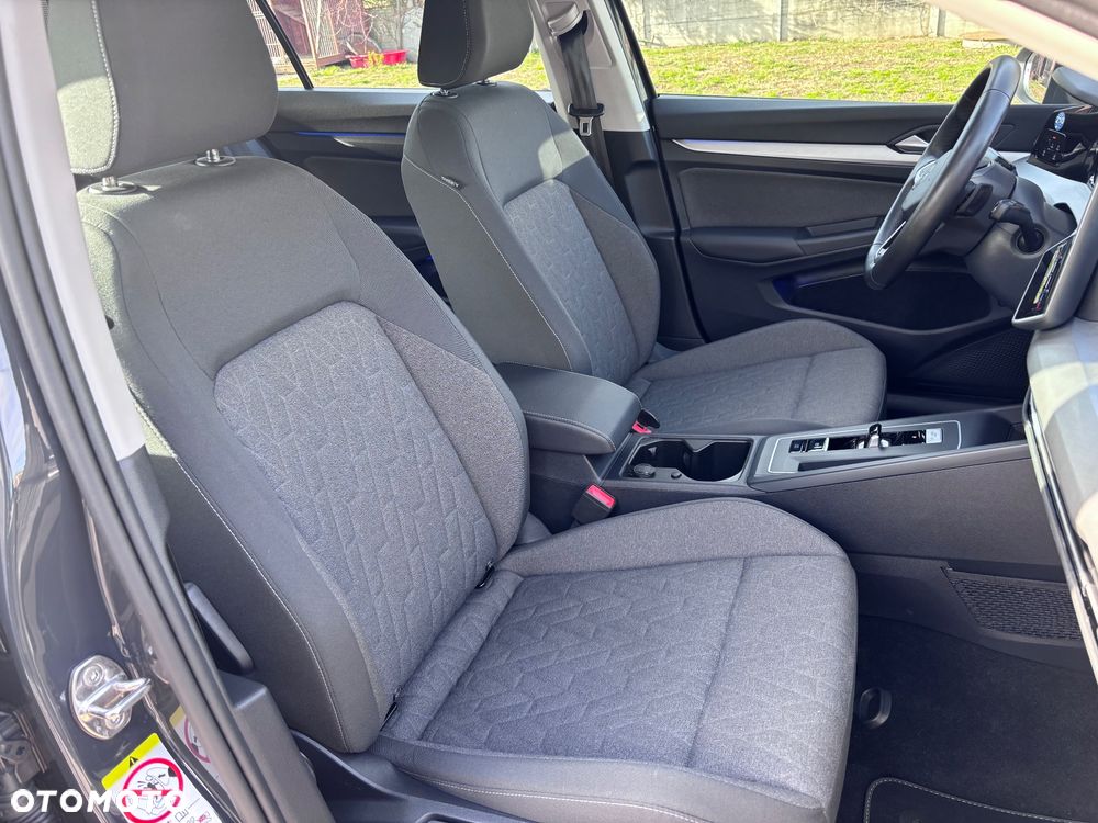 Volkswagen Golf 2.0 TDI SCR DSG Life - 19